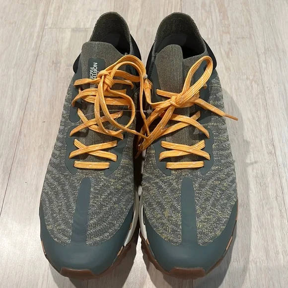 The North Face Sneakers - Picture 1 of 6